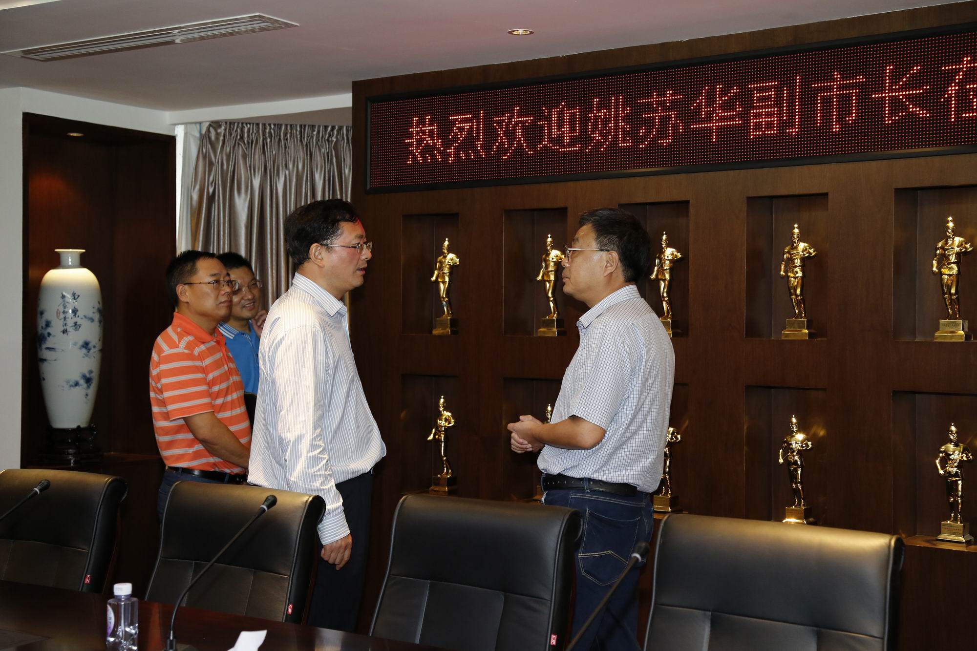 扬州姚苏华最新情况,扬州姚苏华最新情况，一场自然美景的探索之旅，寻找内心的平和