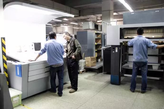 西安印刷机长最新招聘,西安印刷机长最新招聘——探寻小巷中的特色小店